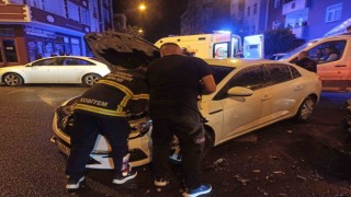 Karsta trafik kazası: 2 yaralı