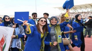 Kırşehir Ahi Evran Üniversitesinde mezuniyet coşkusu