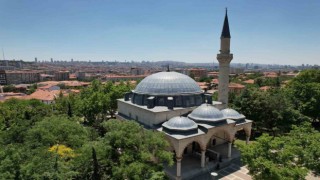 Mimar Sinan ekolünün Ankaradaki tek örneği olan Cenab-ı Ahmet Paşa Camiinde 5 asırdır ezan sesi yükseliyor