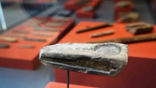 Tunç Çağına ait savaş ve avcılık malzemeleri Samsun Müzesinde sergileniyor