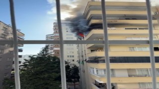 Adanada apartman dairesinde korkutan yangın