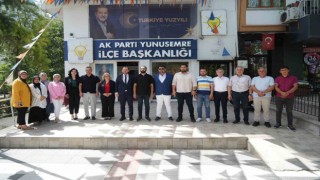 AK Parti Yunusemre İlçe Başkanı Durmazdan CHPli belediyelere eleştiri
