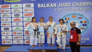Vanlı judocular Makedonyadan şampiyonlukla döndüler